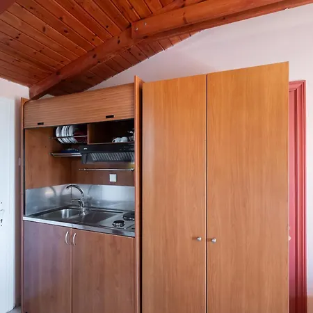 Fenia Λευκάδα